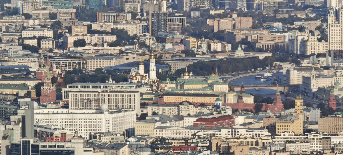 Московский Кремль - <<< Наташа >>>