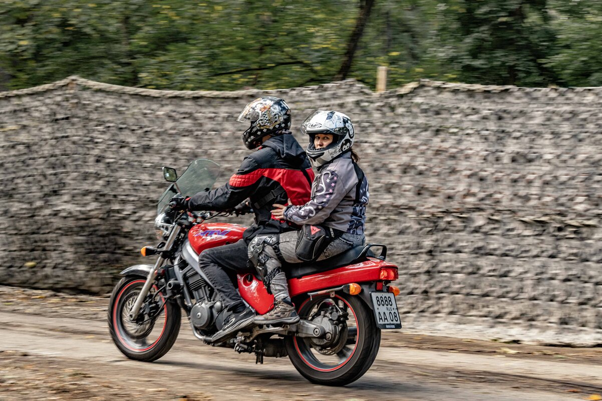 "Но вы вдвоём вы не со мною" - Константин Бобинский