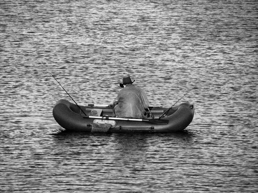 Рыбак на реке - Наталья Рыбак на реке - Наталья