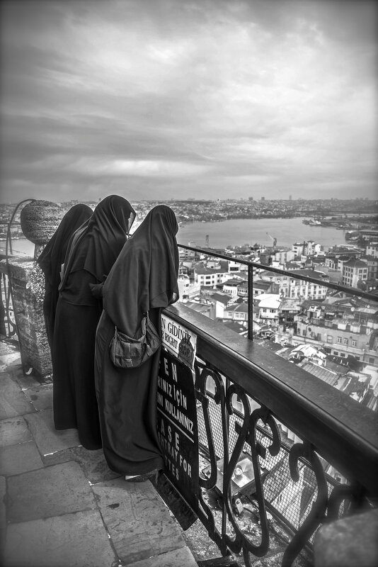 На Галатской башне. - Егор Бугримов