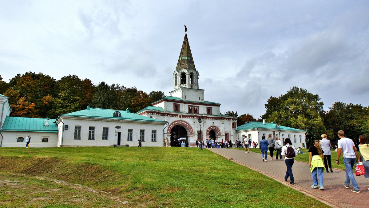 КОЛОМЕНСКОЕ - АЛЕКСАНДР 