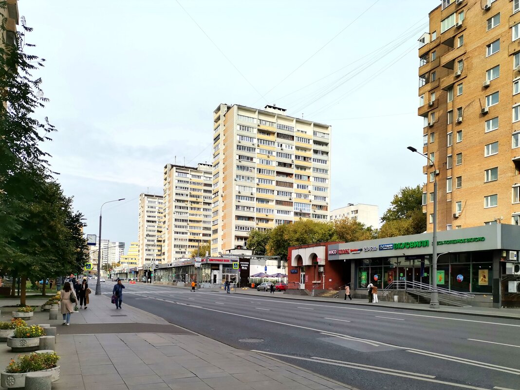 Москва - Андрей Л. В.