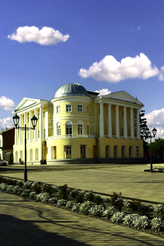 Исторический музей города. - Анатолий Уткин