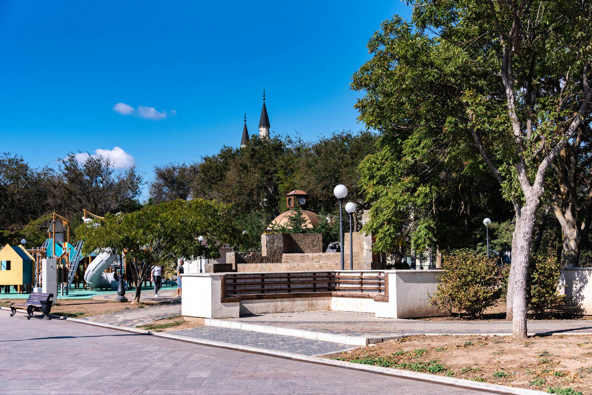 *** - Дмитрий Лупандин