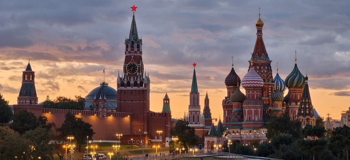 Закатная Москва - <<< Наташа >>>