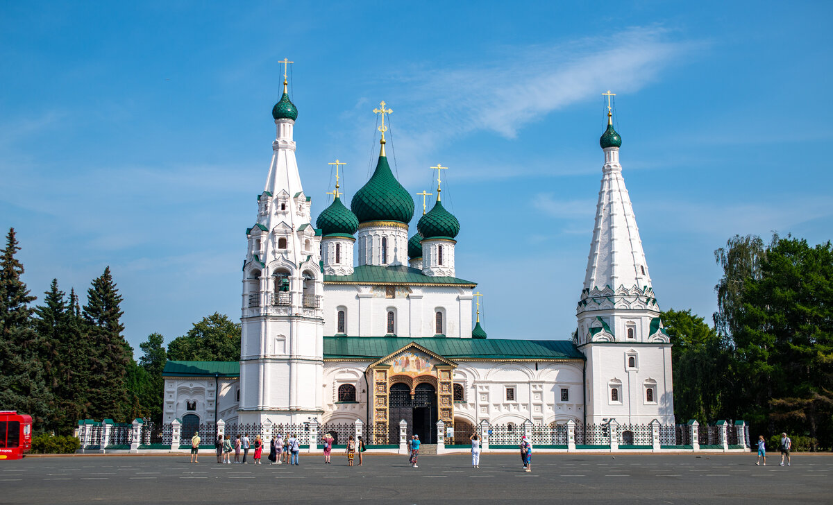 Прогулки по Ярославлю - Владимир Иванович