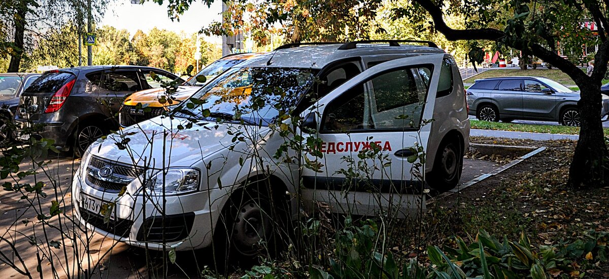 Такси у дома моего,,,,) - Анатолий Колосов Такси у дома моего,,,,) - Анатолий Колосов