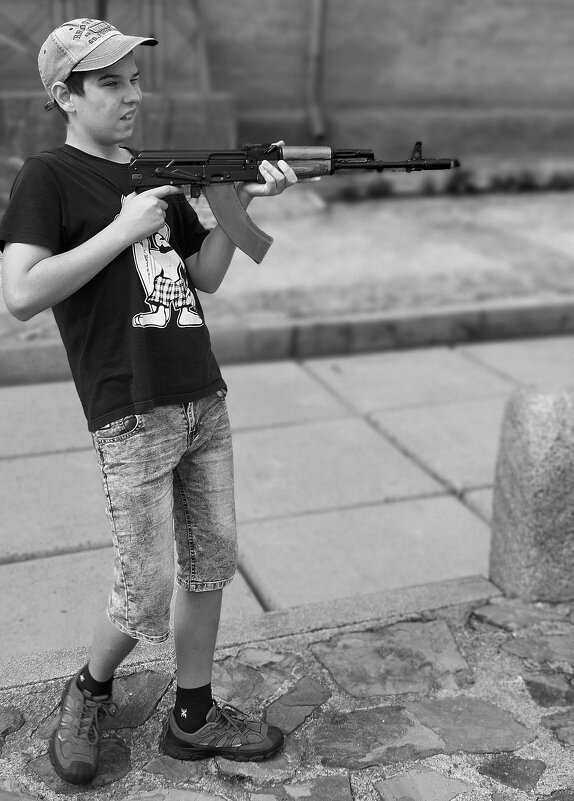 Оружие - Радмир Арсеньев