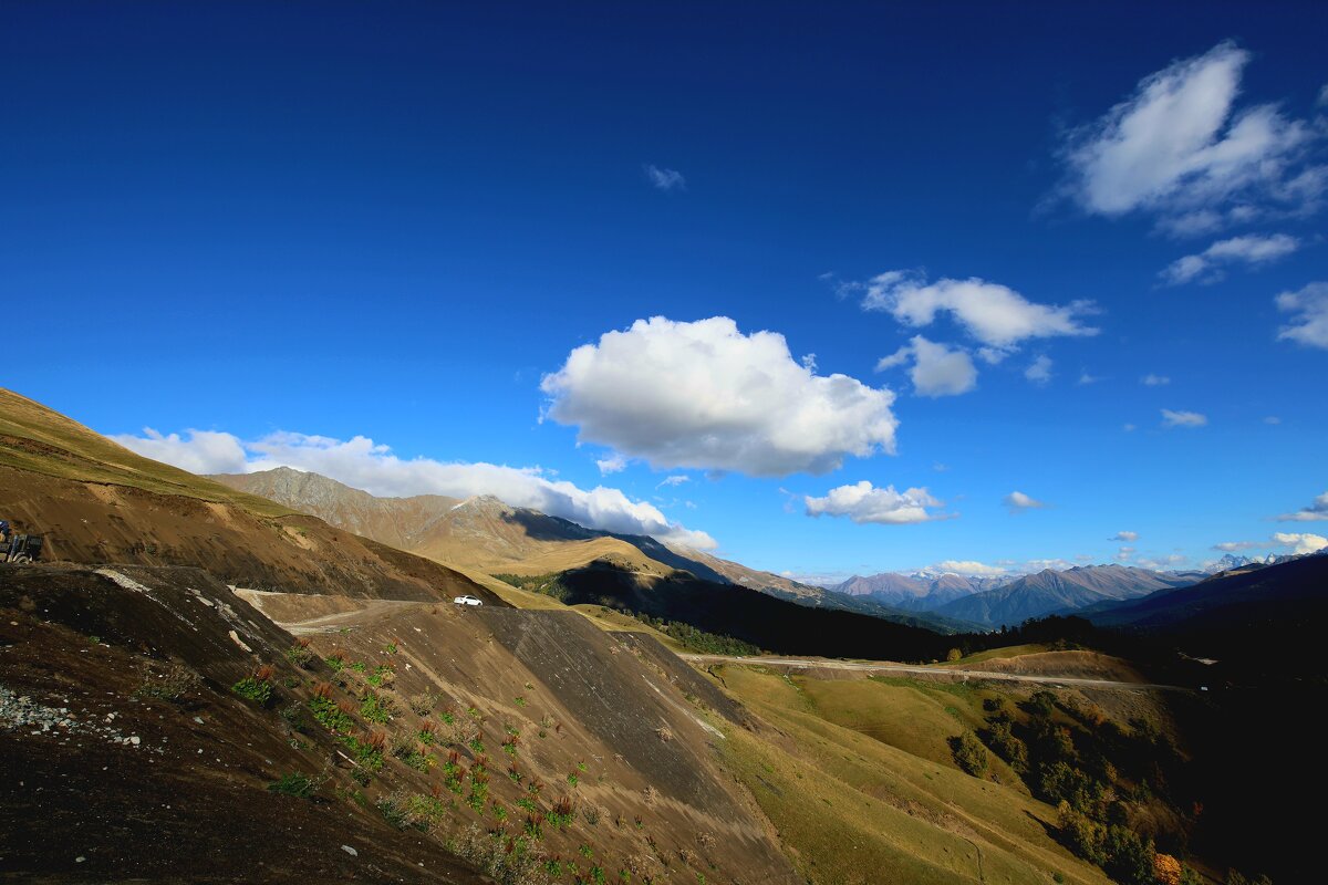 Перевал, дорога на Пхию - Evgeny Mameev Перевал, дорога на Пхию - Evgeny Mameev