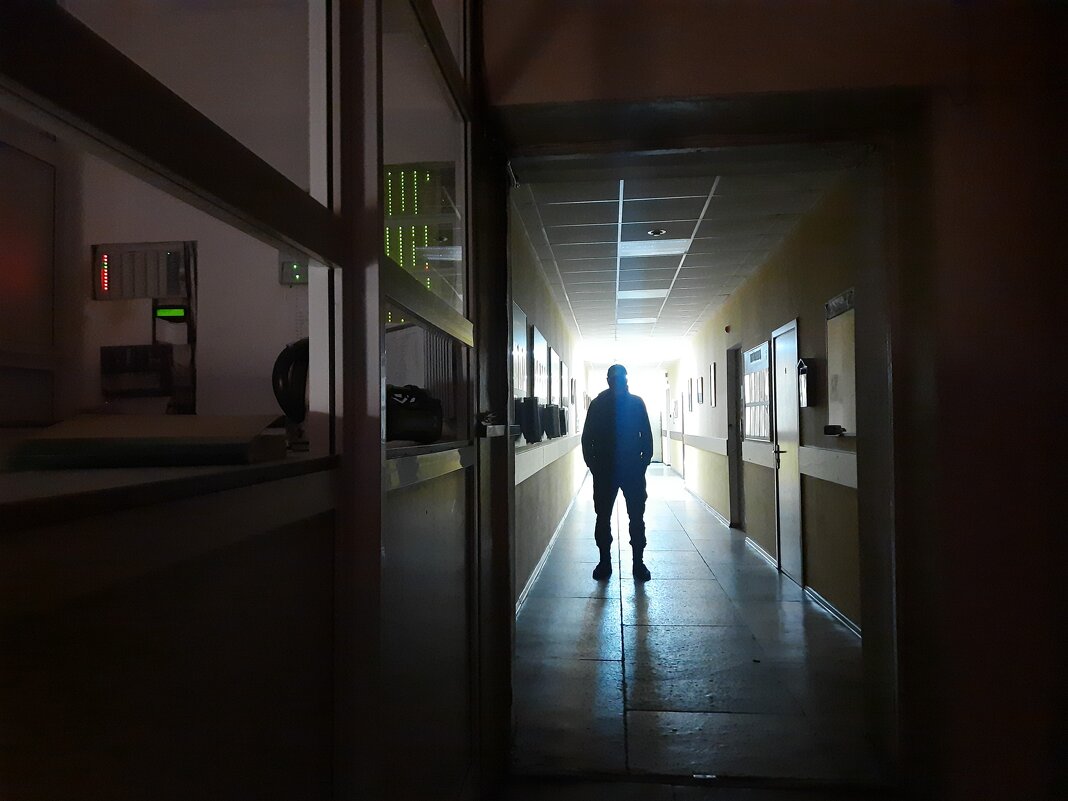 . - Алексей Неустроев