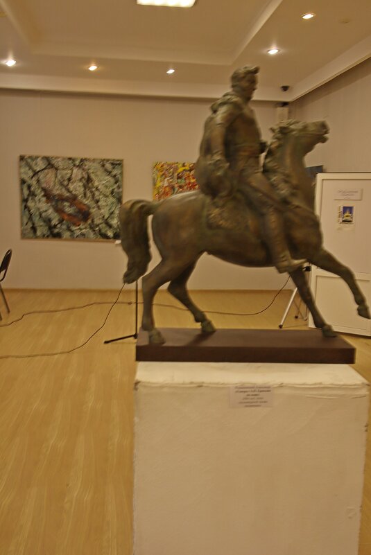 Скульптурная группа " Памятник генералу Ермолову". Скульптор Ромашевский А. - Евгений 