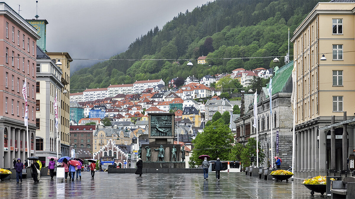 А в Бергене почти всегда дождь - Alexandеr P