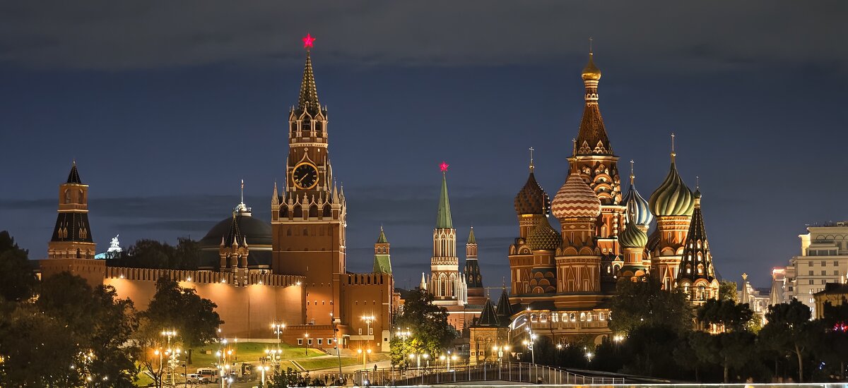 Вечерняя Москва - <<< Наташа >>> Вечерняя Москва - <<< Наташа >>>