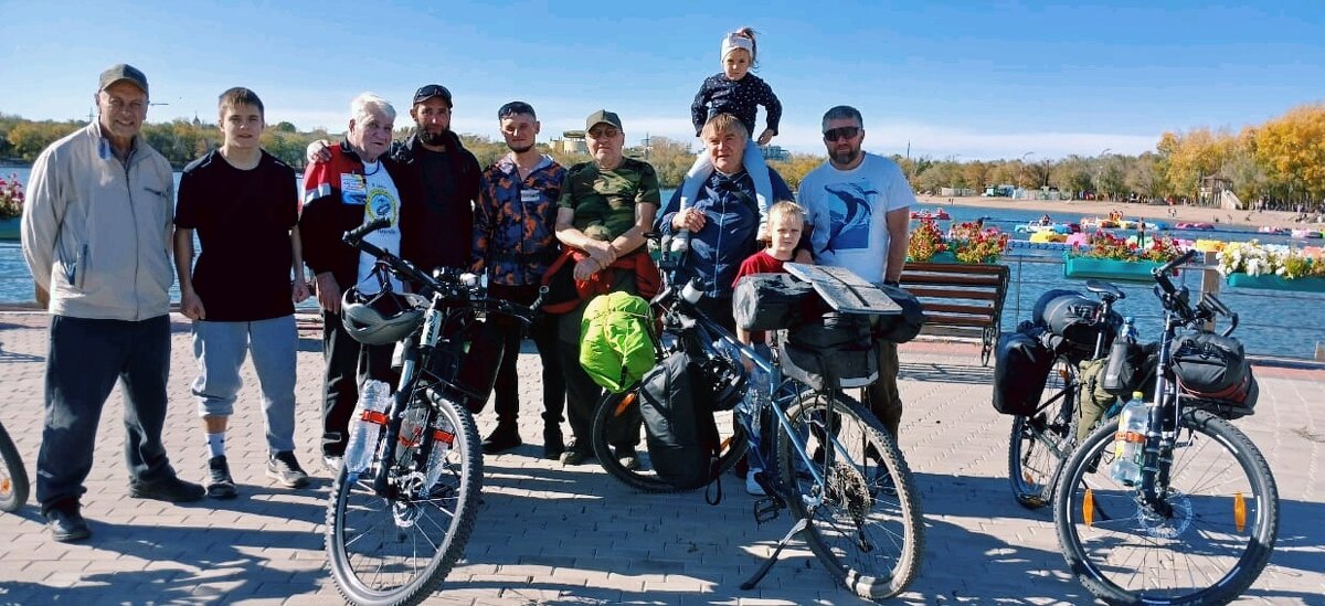 Друзь велотуристы - Андрей Хлопонин Друзь велотуристы - Андрей Хлопонин