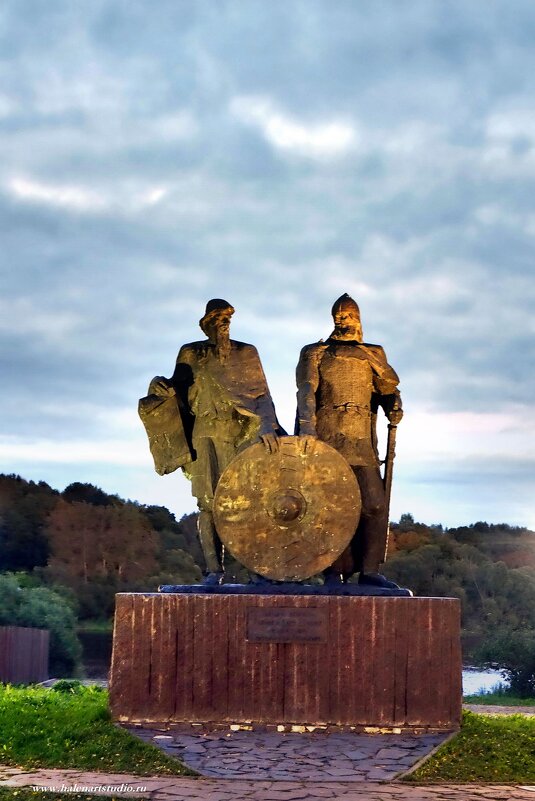 Рюрик и Олег . Старая Ладога - Игорь Корф