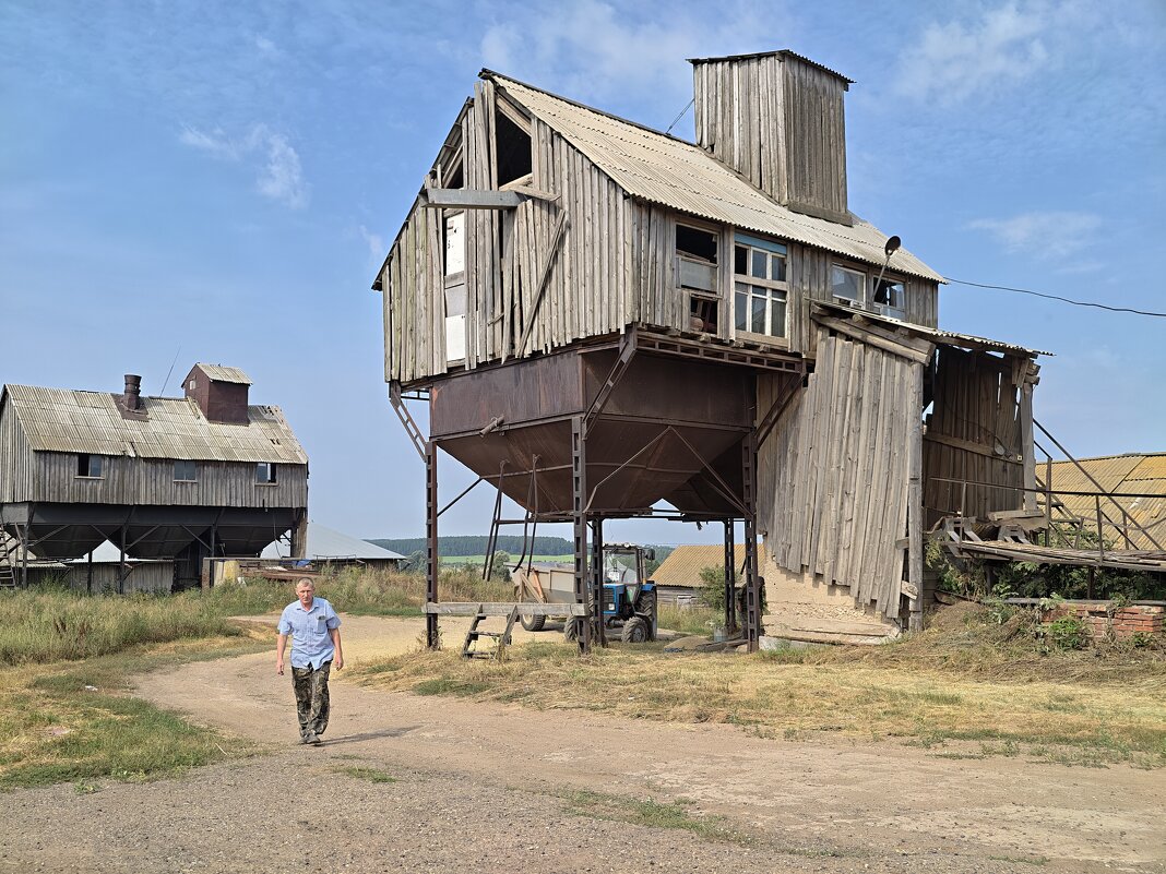 *** - Борис Руднев