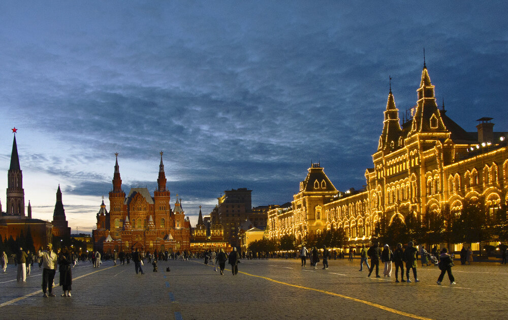 Вечерняя Москва - Галина Ильясова