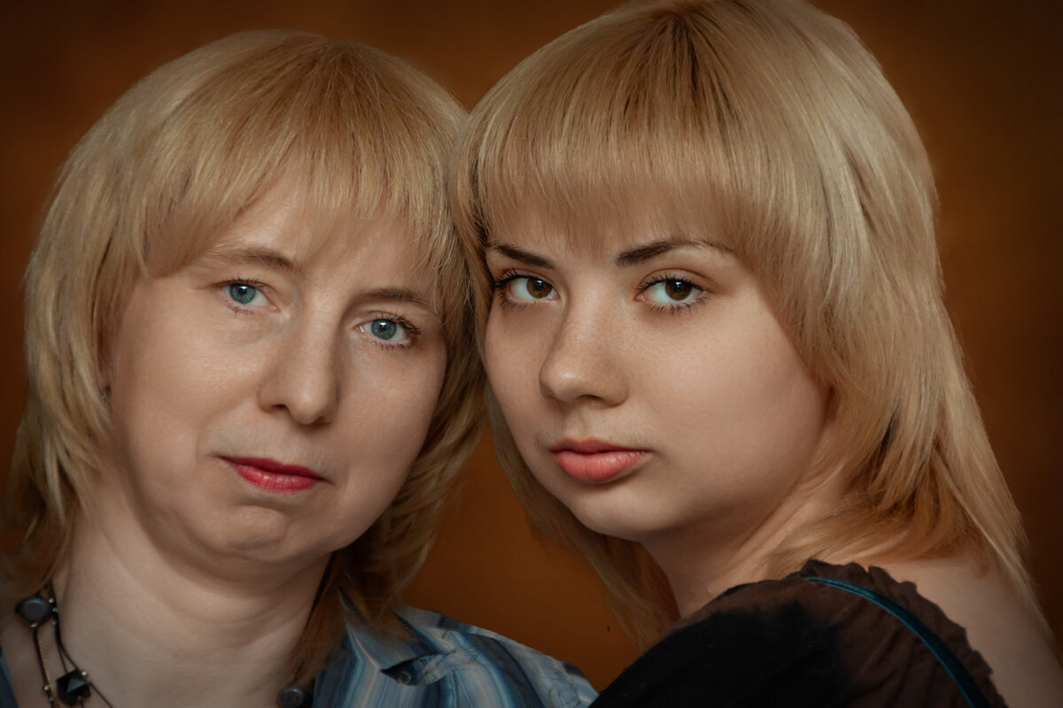 *** - Максим Баранцев