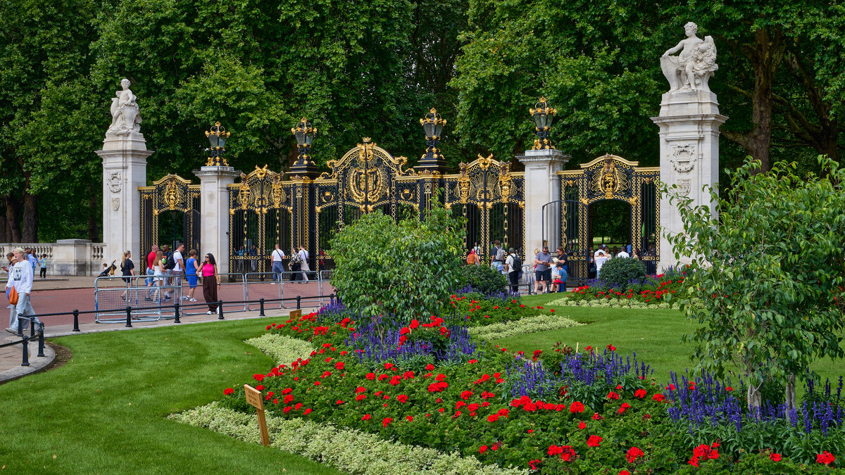 Canada Gate... - Dmitriy Dikikh