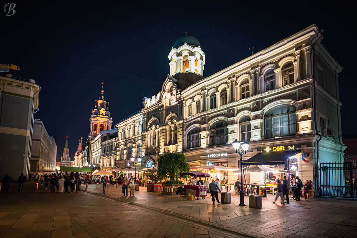 На Никольской! - Валерий 