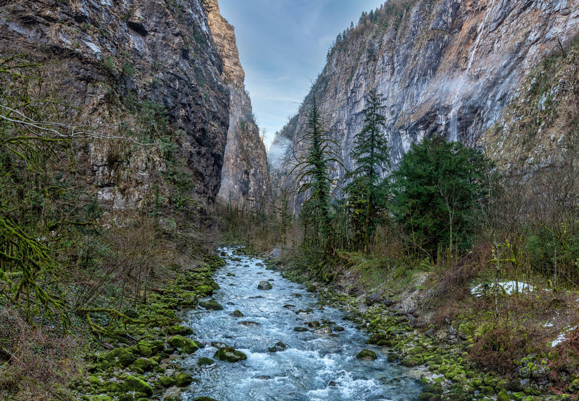 Каменный мешок. Абхазия. - Дина Евсеева