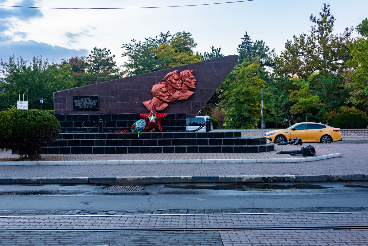 памятник Евпаторийскому десанту - Дмитрий Лупандин памятник Евпаторийскому десанту - Дмитрий Лупандин