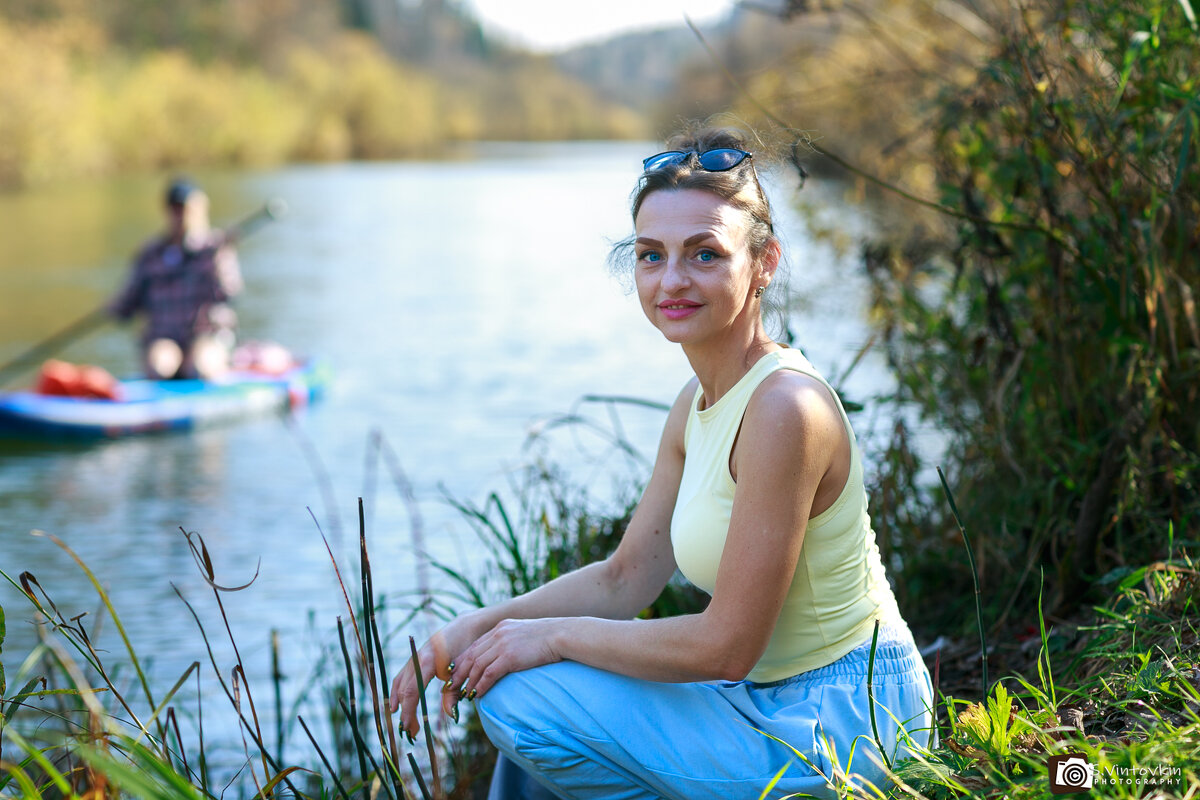 Девушка на берегу - Сергей Винтовкин