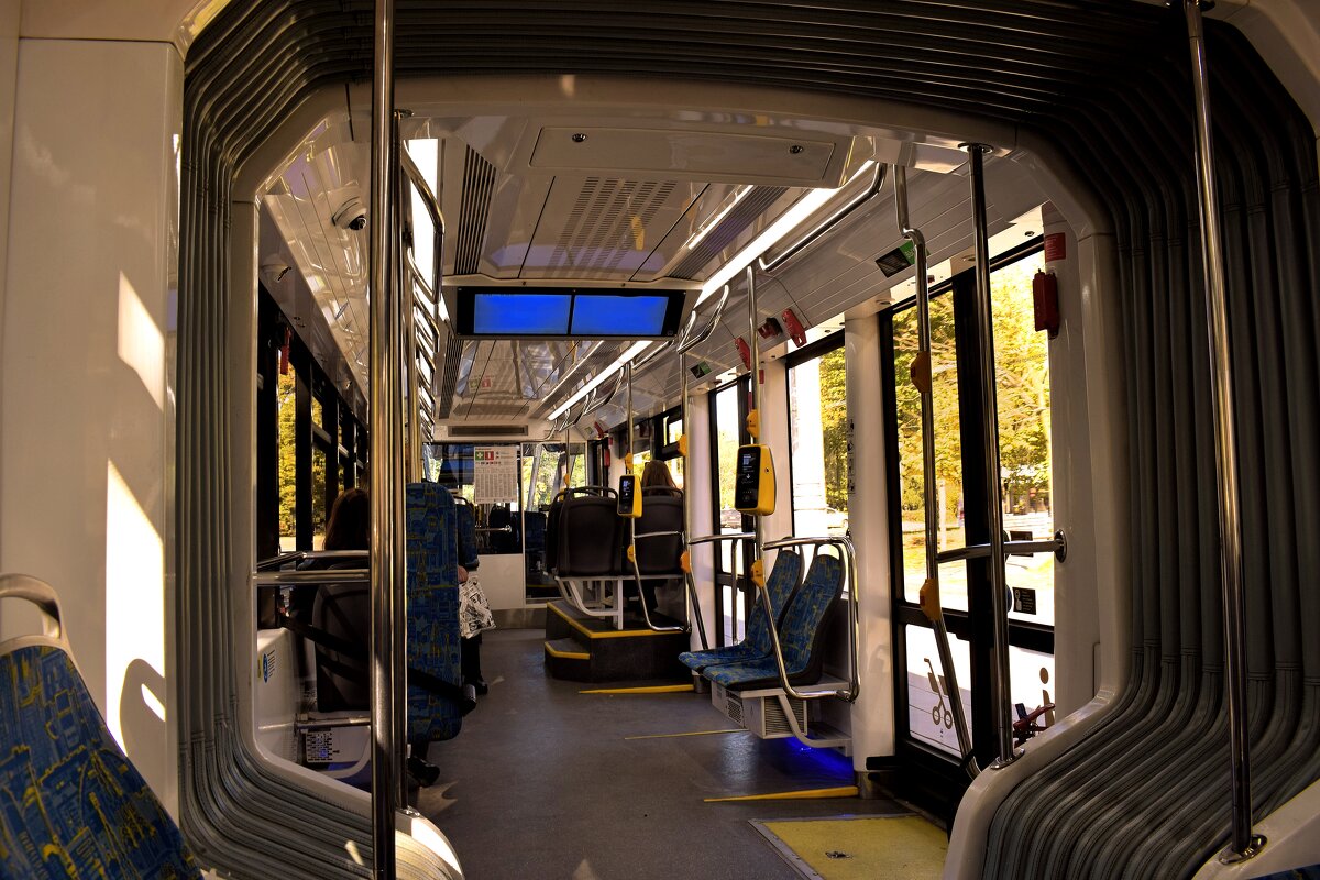 Вагончик тронулся. - Татьяна Помогалова