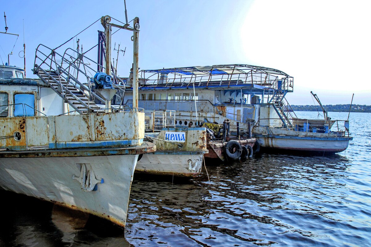 У причала - Александр 