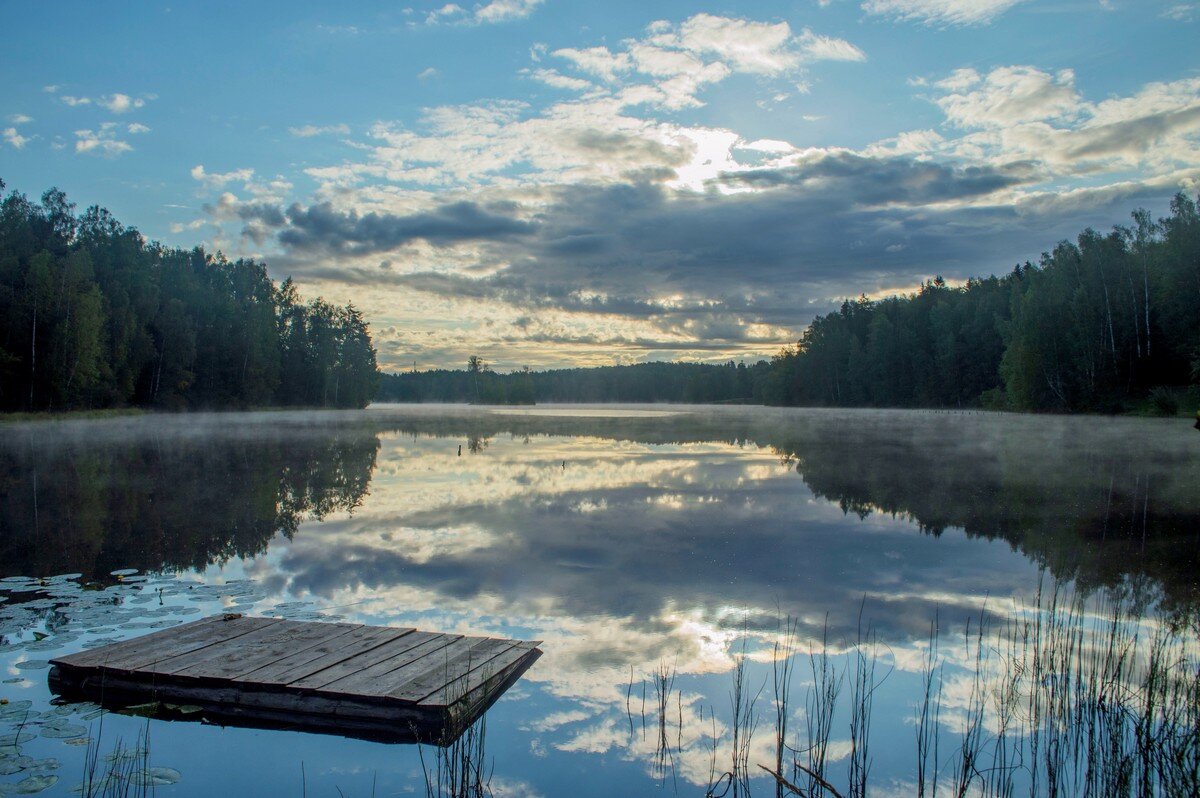 Утро на озере. . . - Юрий Цыплятников Утро на озере. . . - Юрий Цыплятников