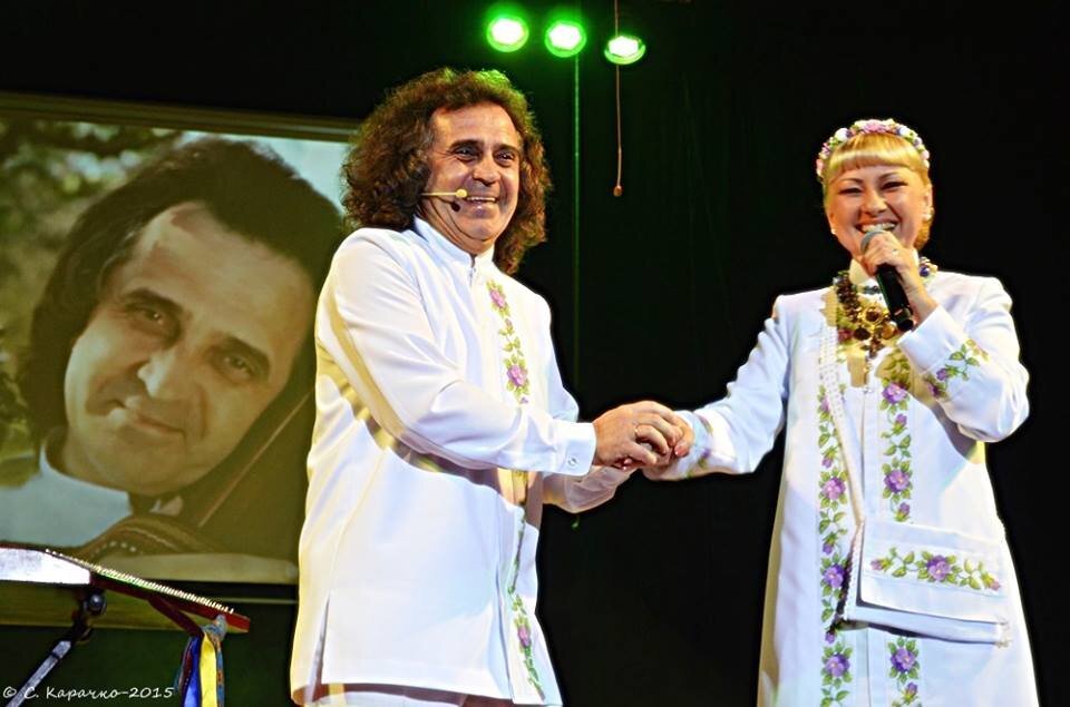 Дует Писанка Мистецька Буковина вітає вас з Міжнародним Днем музики - Степан Карачко