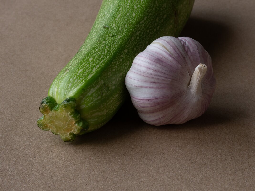 Кабачок и чеснок - София 