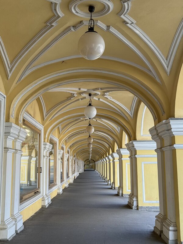 Гостиный двор - Виктория 