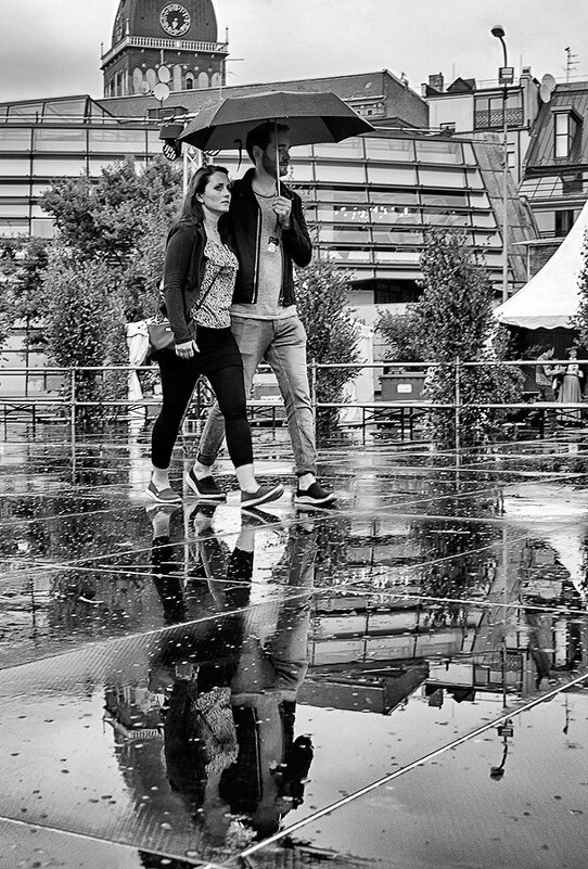 Двое под дождем - Регина 