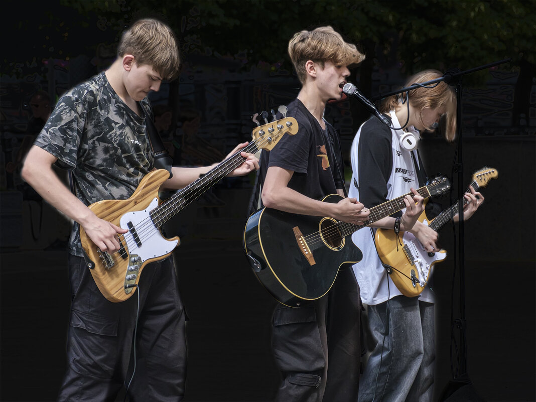 Ансамбль. - Александр 