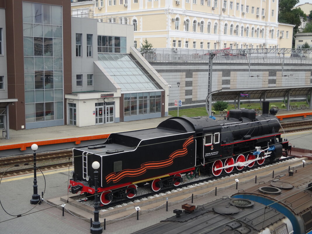 Паровоз Еа-3306 во Владивостоке - Лидия Бусурина