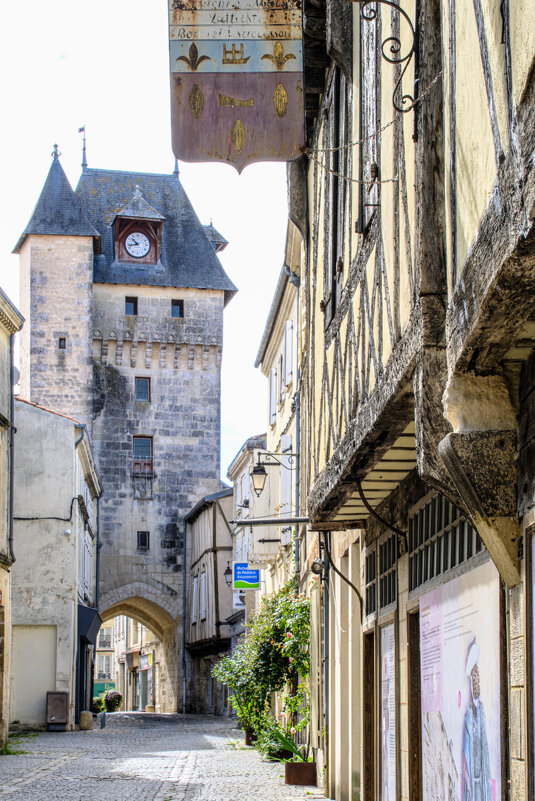 Часовая башня - Георгий А