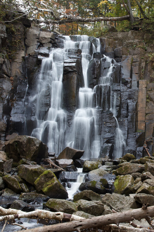 Водопад - "Неожиданный" или "Горбатый" - Сергей Коваленко Водопад - "Неожиданный" или "Горбатый" - Сергей Коваленко