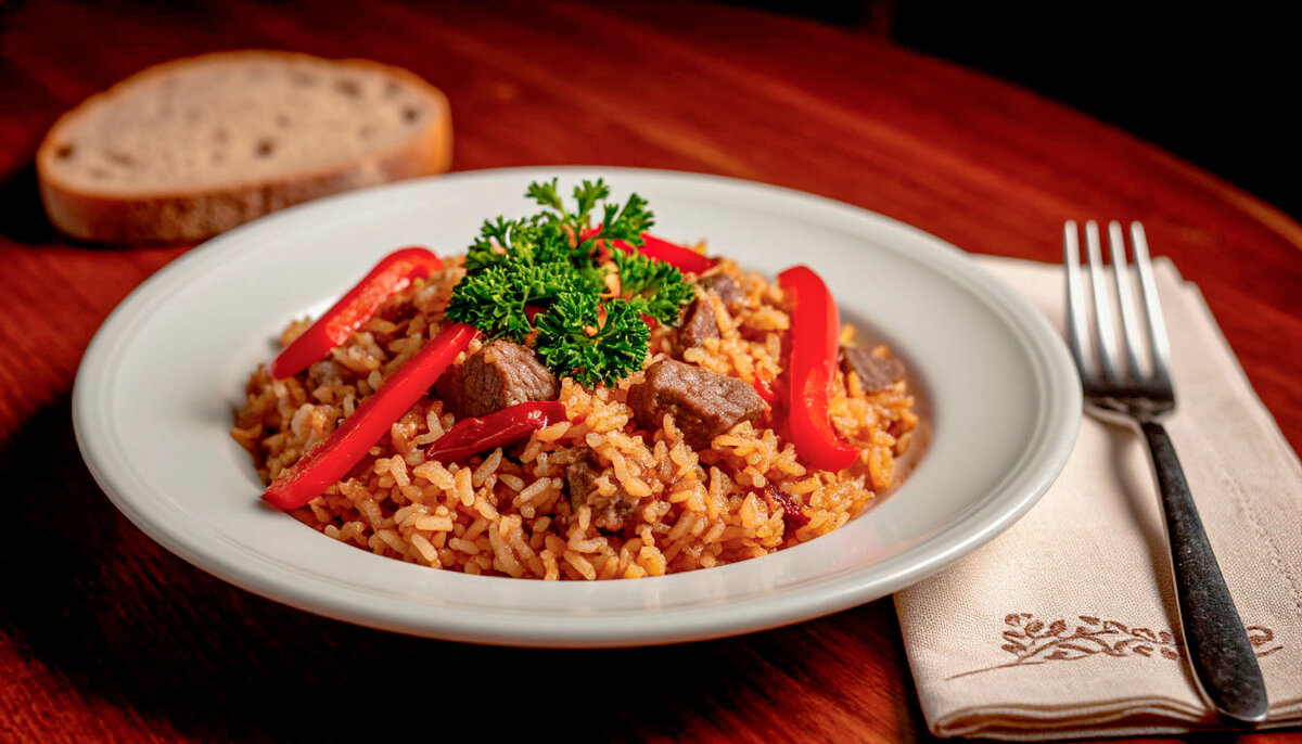 тарелочка плова - Юрий Григорьевич Лозовой