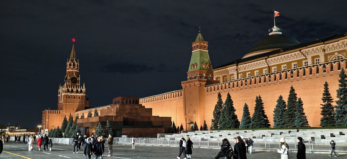 Вечерняя Красная площадь - <<< Наташа >>>