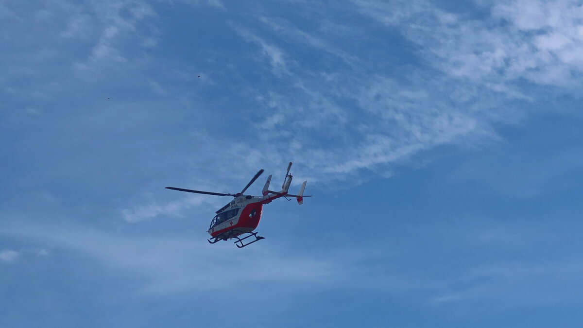 Санитарный вертолет - Дмитрий И_ Санитарный вертолет - Дмитрий И_