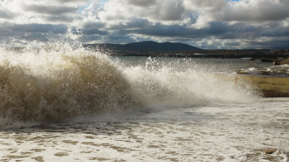 Геленджик. Сентябрь. - Сергей Запорожцев
