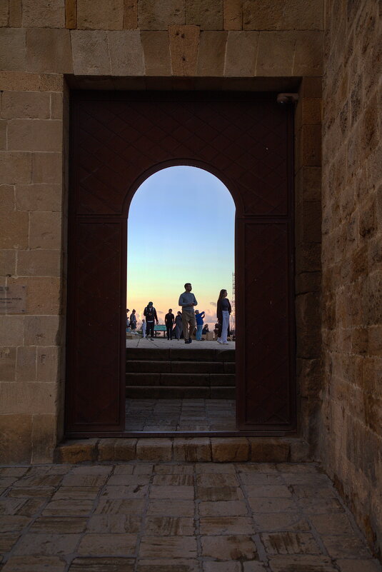 Крепостная дверка, Дербент - M Marikfoto
