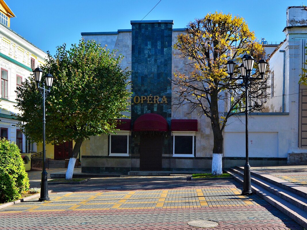 Чебоксары. Кафе "Опера". - Пётр Чернега