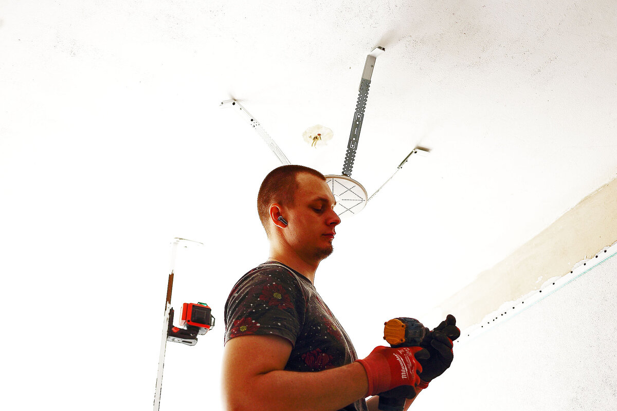 Монтажник Артём - Юрий Гайворонскiий