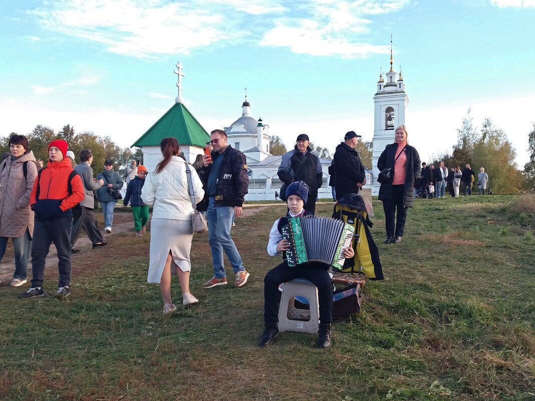 Дальний плач тальянки ... - Galina Solovova