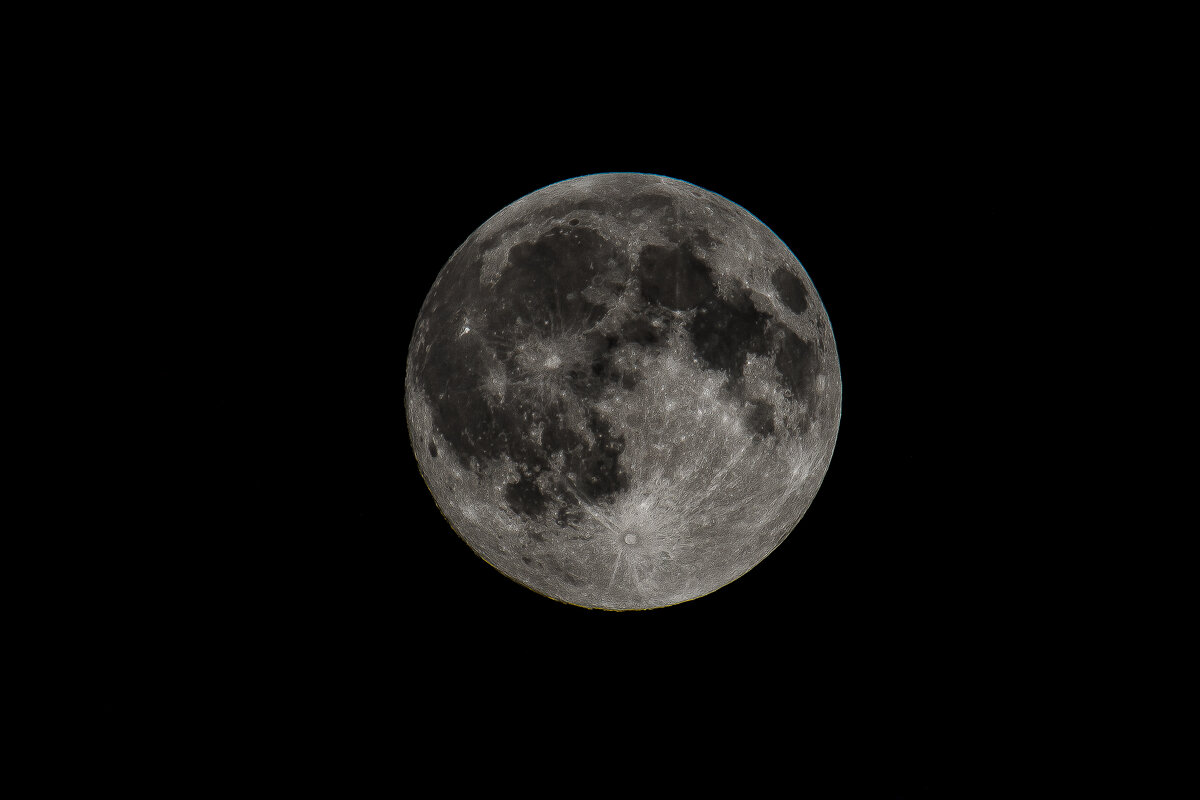 Урожайная Луна.(первое осенние суперлуние 7.10.2025) - Sergey (Apg)