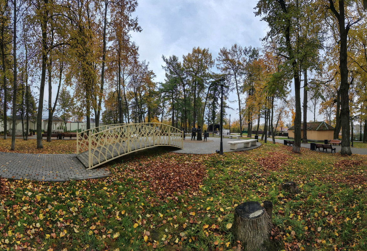 Александров / Сквер - Денис Бочкарёв