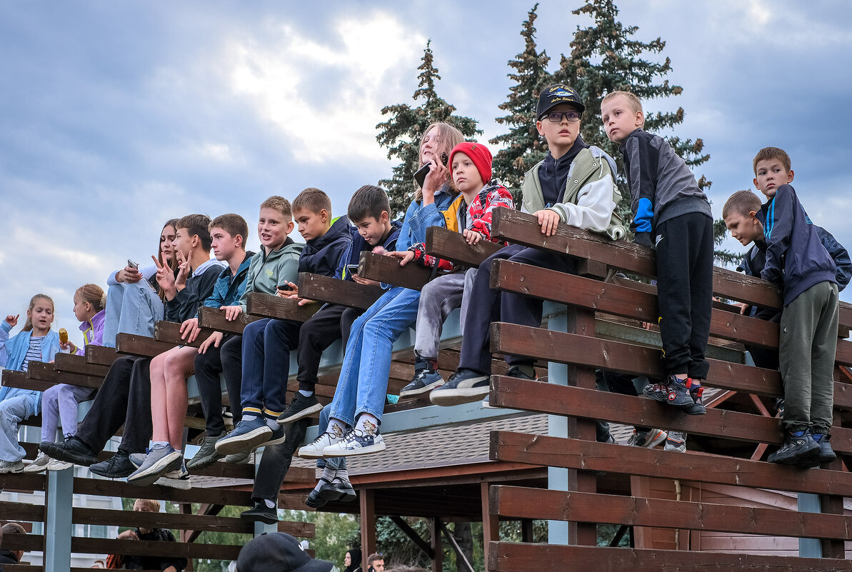 На городском мероприятии... - Влад Никишин