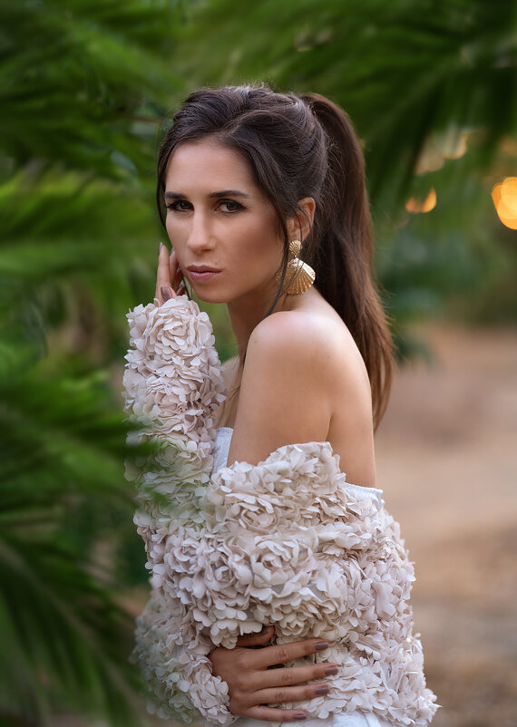 Южный модный образ в серьгах ракушках - Viktoria Anufrieva Южный модный образ в серьгах ракушках - Viktoria Anufrieva